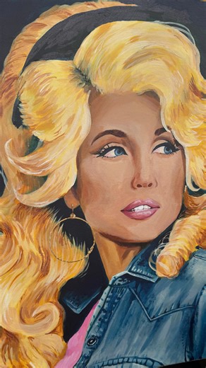 Sanctuary Treehouse Resort | 🎀✨ SNEAK PEEK: Parton My Mountains (Luxe treehouse) is coming in hot! 🔥 Ava Jensen painted the Dolly mural and…WOW. Just WOW. 🤯💖 This one... | Instagram