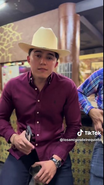 Grupo Laberinto en la Barra de Vieja Cantina