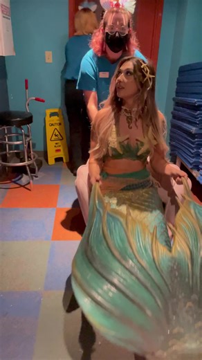 3.6M views · 10K reactions | How mermaid move around on land  with Wands and Wishes Mermaids | Mermaid Sirenity | Facebook