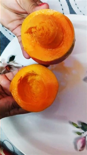 how to cut a mango 19230 #మామిడి #food #food #viral #food #telugushorts #bommalu