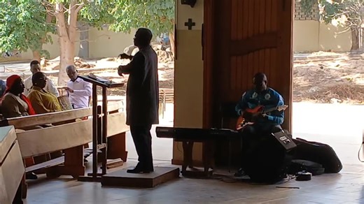🔴VOUS SUIVEZ LA MESSE EN DIRECT DE LA PAROISSE SAINT PIERRE DES BAOBABS✝️ #ESPÉRANCEFMDAKAR | Espérance FM 95.2 Dakar