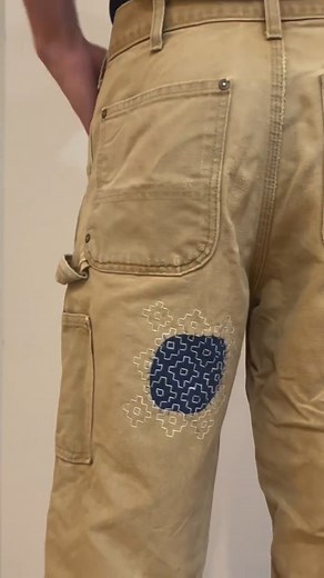 Custom WearHouse on Instagram: "Repairing pants with sashiko stencils瑱略 by @guccciclone . This creator shows you how to repair your damaged garments with wash-away sashiko stencils! Repairing your garments keeps them out of landfills and helps reduce harmful textile waste! Who else wants to try this? . . . #sashiko #handstitched #handstitching #fabricartist #fabricart #clothingrepair #mending #visiblemending #garments #diyfashion #sustainableclothing #sustainable"
