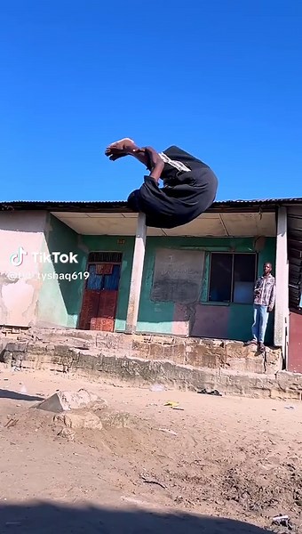 Mastering Acrobatics: Essential Jump Skills Guide
