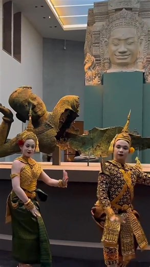 Heavenly Apsara Dance – a graceful blessing of beauty, joy, and Khmer tradition. (ROBAM TEPMOROM) #Amazing #Cambodia #CharmingCambodia 🎥- https://vt.tiktok.com/ZSDPfXgwE | People’s Daily-Cambodia