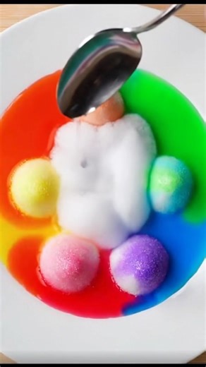 Here’s a cleanly rewritten and more engaging version of your experiment — clearer, smoother, and more “viral-ready” 👇 🌈 Rapid-Growing Rainbow Sugar Crystal Eruption 😍 Watch colorful sugar mountains grow, fizz, and erupt into sparkling crystal mounds! 🧪 What You’ll Need: Granulated sugar Very hot water Food coloring (red, orange, yellow, green, blue, purple) Baking soda White vinegar Small bowls or cups Spoons A shallow plate or dish ✨ Step 1: Create the Colorful Sugar Mountains Start by form