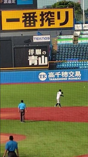 國學院大学 佐藤大空外野手(修徳高等学校) ライト前ヒット