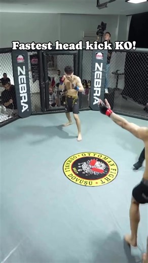 Straight to it — a ruthless head-kick KO! ⚡️🦵 Pure precision. Pure violence. Pure Kendoxi energy. #muaythai #kickboxing #muaythaifighter #headkick #knockout sports