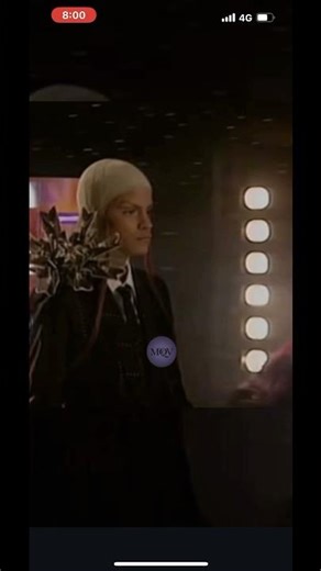 #topmodel Omahyra Mota #alexandermcque ALEXANDER M QUEEN fashion awards Spring 2001