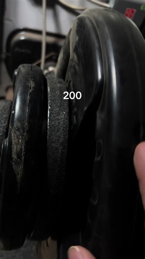 Achieving a 200lbs Bench Press Personal Record