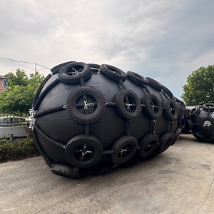 [Hot Item] Pneumatic Rubber Fender for Barge