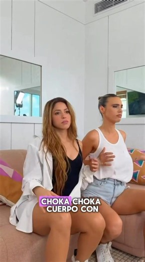 FRIENDSHIP VIBES! 💖 El divertido baile de Shakira y Lele #Shorts #Shakira