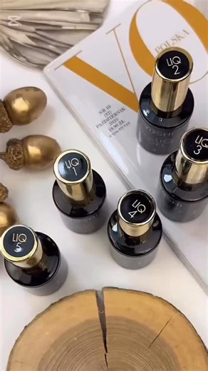 ✨ Meet the new generation of nail building ✨ AcryLIQ GEL is a modern liquid polygel that blends acrylic strength with gel comfort 💅 Self-leveling, easy to control, and perfect for fast, flawless application — no extra liquid needed. Professional results, less time, zero compromise 💎 Available in 5 beautiful shades 🤍🤎✨ www.sara-nails.co.uk 😍 Reels by @kingenails 😘😘 #AcrylGel #NailTechLife #ProfessionalNails | Sara Nails UK Pro Shop