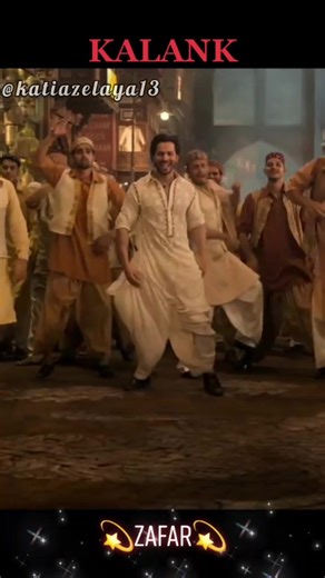 First Class Bollywood Dance by Varun Dhawan in Kalank Movie