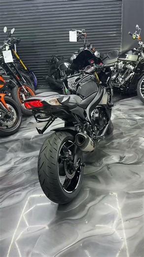 2020 SUZUKI GSX-R 750