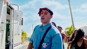 Farruko, Bad Bunny - La Cartera (Official Video)