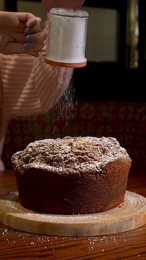 Let it snow, let it snow❄️ Our Cinnamon Cream Cake will put you in the winter spirit, try it while you still can! Grab one for your next holiday party: https://cornerbakerycafe.com/start-your-order | Corner Bakery