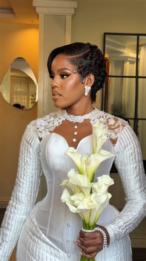 Luxury Weddings on Instagram: "Short hair, timeless beauty. This bride is proof that elegance isn’t measured by length, but by confidence, detail, and grace. Every finger wave, every soft curve, every perfectly laid strand tells a story of refinement and bold femininity. A modern bride with a classic soul — choosing simplicity that speaks louder than excess. Short hair on a bride is not a trend, it’s a statement: fearless, sophisticated, and unforgettable. From the flawless finish to the delicat