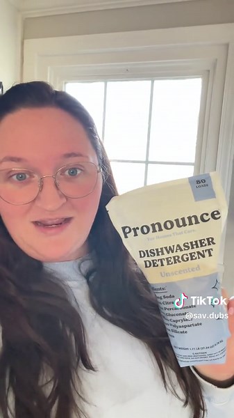 Switching to non-tox has never been so easy 🤩 #pronounce #nontoxic #cleantok #tts #lifestyle