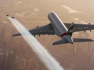 Watch | Daredevils in jet suit fly next to Airbus A380 over Dubai