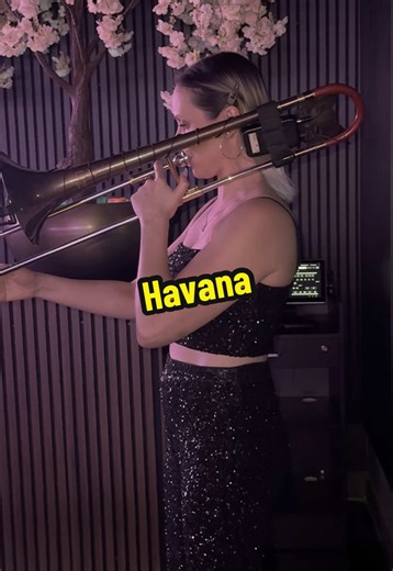 Soundcheck Vibes: Trombone Magic Before the Show