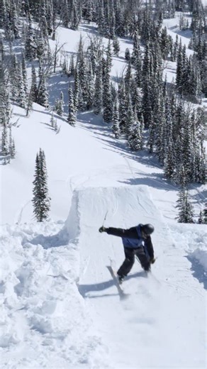 Entourage on Instagram: "“Too True” has been online for a month. Massive thank you to everybody who has shown love for the flick. If you haven’t found the time to watch it yet, or want to run it back, the link is in our bio! Love to @yeti"