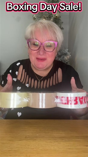 Strong Packing Tape for Boxing Day Sales