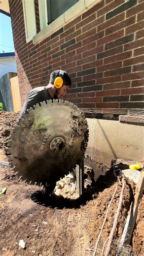 Egress windows #constructionchannel #egress-windows #sawpro #concretecutting #construction #fyp