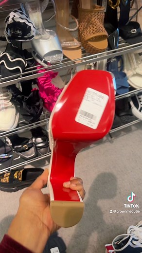 74K views · 771 reactions | Better hurry up and it’s online too Saks Fifth Avenue | Taylor Jennings | Facebook