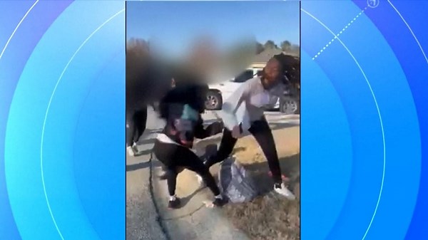 Video 12-year-old girl killed in bus stop fight was bullied, parents say