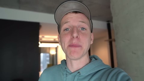 How to rob an online casino legally