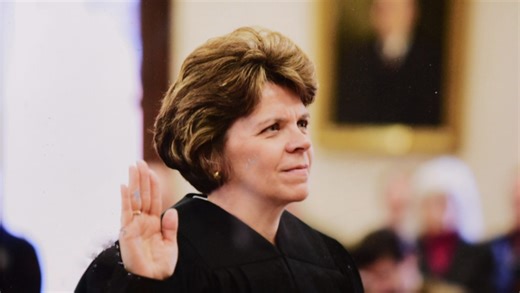Franklin County's first female judge to retire
