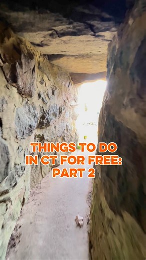 Fort Griswold Battlefield located in Groton, CT is a gorgeous park. However, it was once home to a gruesome battlefield. They have a museum also. It’s open everyday except Monday and Tuesday from 9-5. Leashed dogs are okay. #history #Connecticut #CTvisit #thingstodo #ThingsToDoWithKids #newengland | The New England Couple