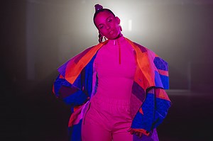 Alicia Keys Goes Retro for Her "Time Machine" Video