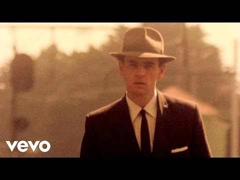 The Avalanches - Stalking To A Stranger