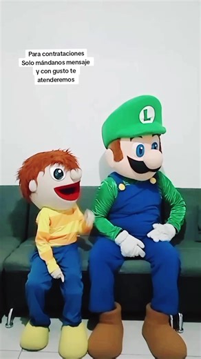 Chavelo y Pepito: Comedia y Humor en Español