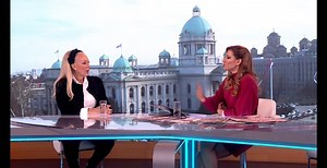 Za nju prepreke ne postoje. Ni generali joj ne mogu ništa. Muzikom je ponovo ujedinila bivšu SFRJ. U Zagrebu je dva dana puna Arena pevala s njom. Najveća ženska muzička zvezda regiona Lepa Brena je naša gošća. | PRVA