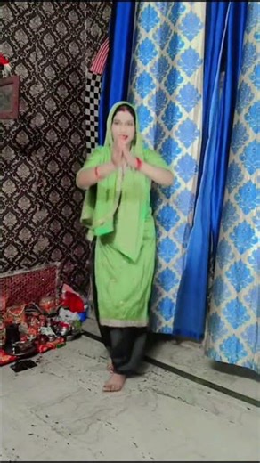 Nache Nache Languriya