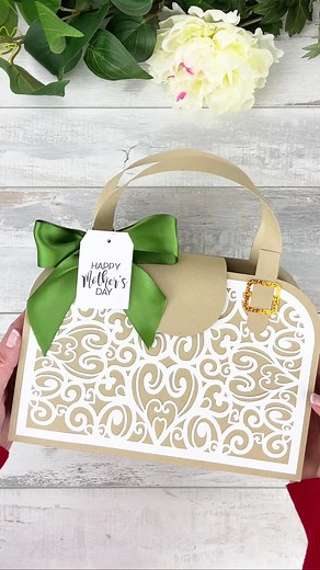 DIY Mother's Day Project: Customizable Spring Purse Tutorial