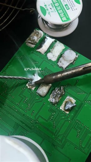 High purity solder wire, low melting point, fast soldering, and good fluidity. #solderwire #reels