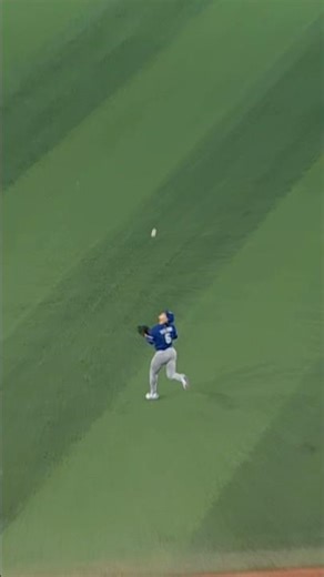 We see you, Hyeseong! #dodgers #sports #losangeles