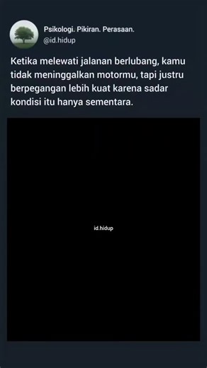 INFO LOKER TEGAL TERUPDATE TERLENGKAP on Instagram: "Ketika melewati jalanan berlubang, kamu tidak meninggalkan motormu, tapi justru berpegangan lebih kuat karena sadar kondisi itu hanya sementara. Secara psikologis, ini mencerminkan distress tolerance—kemampuan bertahan dalam ketidaknyamanan tanpa membuat keputusan impulsif. Otak yang mampu melihat kesulitan sebagai fase sementara cenderung memilih bertahan, bukan melarikan diri. Manusia sering menderita lebih berat bukan karena situasinya, tet