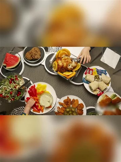 video, Tabletop Rotating Serving Tray, Lazy Susan For Dining Table, Turntable Tray Expandable For...