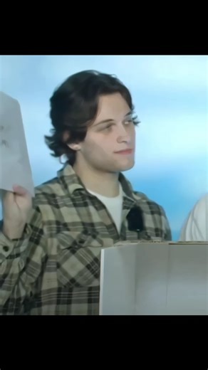 𝐁𝐞𝐚𝐡 | 𝕮𝖍𝖆𝖘𝖔𝖓 𝖋𝖔𝖑𝖑𝖔𝖜𝖘 🪐 on Instagram: "He looks so good when he's mad 🤭 || @christophersturniolo ⋆ ↬Ac: @ygbuenos ↬Scp: me ↬Cc: me ↬Pc: me ⋆ #sturniolotriplets #sturniolotripletsedits"