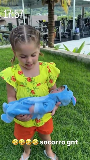 Breaking news! Zé Felipe reveals a moment with his "granddaughter" and moves fans! #zefelipe #vir...