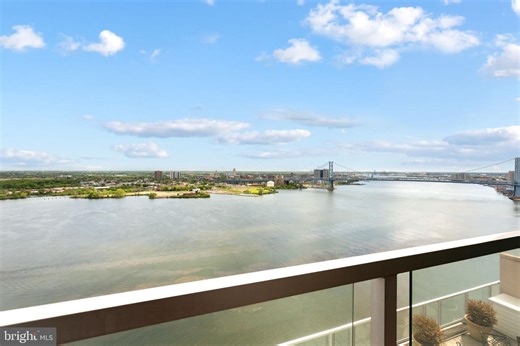 901 N Penn St #R2401, Philadelphia, PA 19123 - MLS PAPH2615732 - Coldwell Banker
