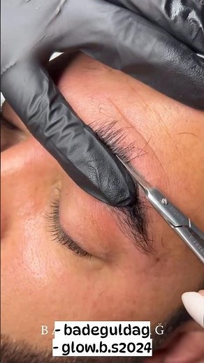 Mini pedi & Brow trim