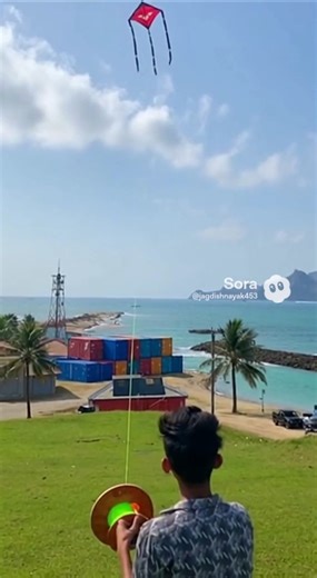 आज मैं फ्री फायर के बरमूडा में पतंग उड़ा रहा #viral #video #shortvideo #shortsfeed