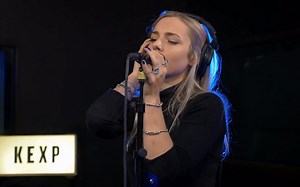 【HÆLOS】Dust (Live on KEXP)
