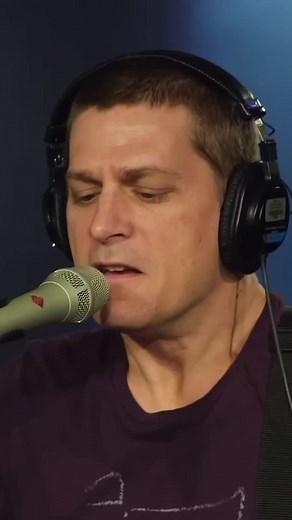 Rob Thomas⚡“Disease” (Matchbox Twenty Song) (SiriusXM Radio 🇺🇸 - 2016) #RobThomas #MatchboxTwenty #Acoustic #AlternativeRock #90s #1990s | Acoustic 90s 00s