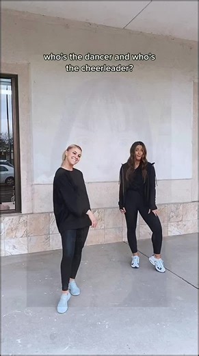 NBA Fashion: Cheerleading Style on the Courtside